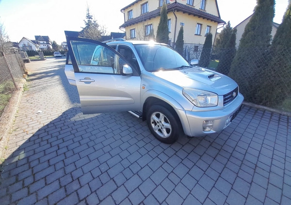 Toyota RAV4 cena 19999 przebieg: 224000, rok produkcji 2003 z Żukowo małe 277